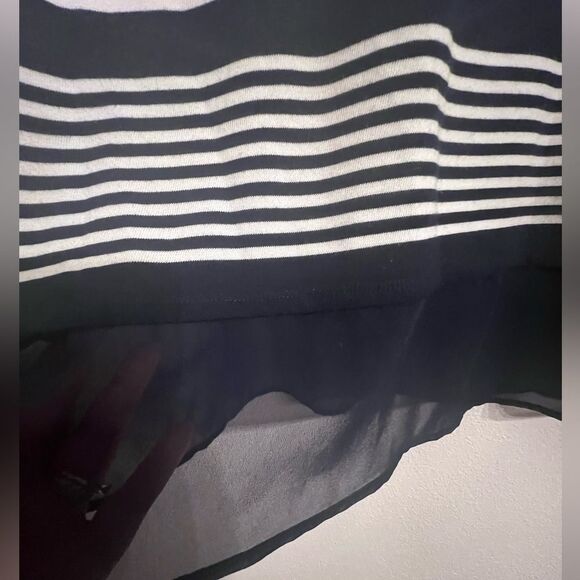 Chaus New York tank bottom sheer  top Size X-Large - Picture 4 of 5